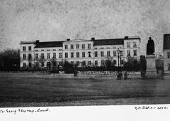 Fotografi av ett äldre fotografi på Vita huset, även kallat "Bondpinan", från 1860-talet.