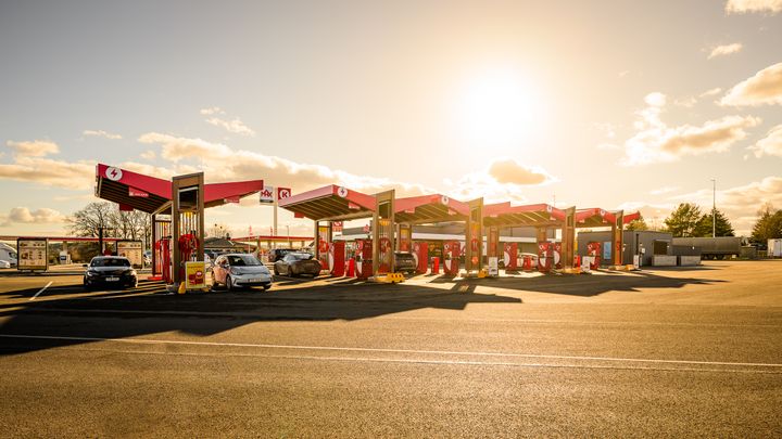 Stockholmarna och BMW-ägarna i botten när svenskarna listar trafikens värstingar