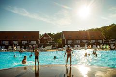 Allt fler campingplatser väljer att kvalitetssäkra sin verksamhet genom Svensk Campings nationella klassificering. På bilden syns Destination Apelviken i Varberg, en av 14 femstjärninga campingplatser.