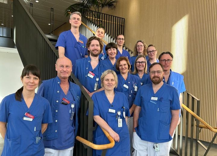 Här är delar av teamet som jobbar med vård av hjärtinfarkter på Alingsås lasarett.