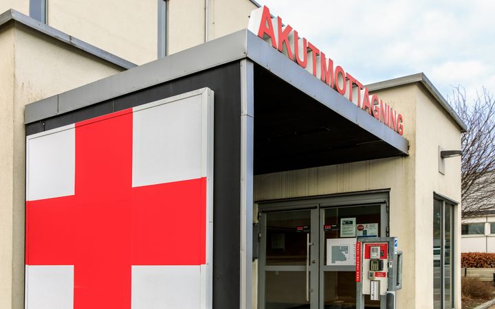 En bild på entrén till Kungälvs sjukhus