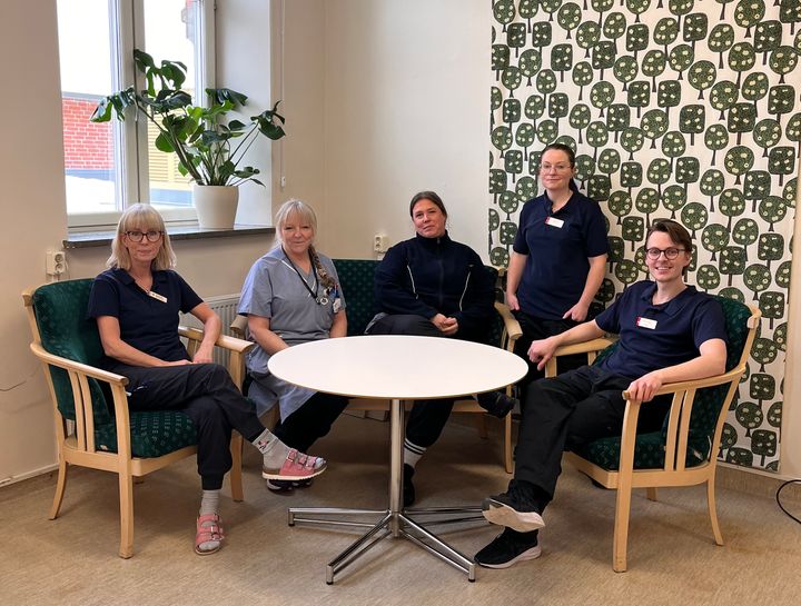 Medarbetare vid VIP-mottagningen: Från vänster: Camilla Boman, Lena Frandsen, Sofie Kedén, Jeanette Fast, Gustav Höglund.