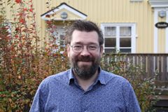 – Om allt går som vi tänker oss så kommer de här fredagarna att utgöra en möjlighet att mötas, ha det trevligt och lära sig något nytt tillsammans, säger Dag Hultstein, projektledare för seniorfredagarna.