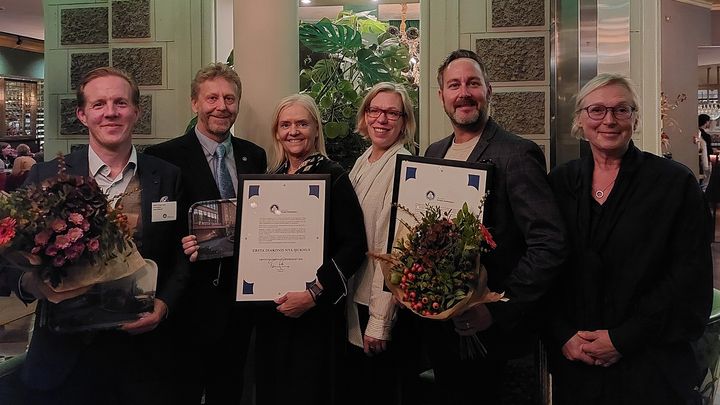 Fr v_ Björn Övermark, fastighetschef Ersta diakoni, Tommie Eriksson, ordförande Föreningen Sveriges Stadsbyggare, Carolen Ytander, kommunikations- och marknadsdirektör Ersta diakoni, Hanna Philipsson, uppdragsansvarig arkitekt, Tengbom och Ingrid Persson Westberg, vice ordförande Föreningen Sveriges Stadsbyggare