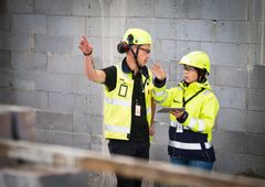 Byggchefer på mindre bolag (<99 MKR) upplever att de påverkats mer mentalt av lågkonjunkturen än chefer på större byggföretag.