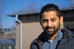 Santhan Reddy Penaka har undersökt vinster med AI-stöd vid energirenoveringar.