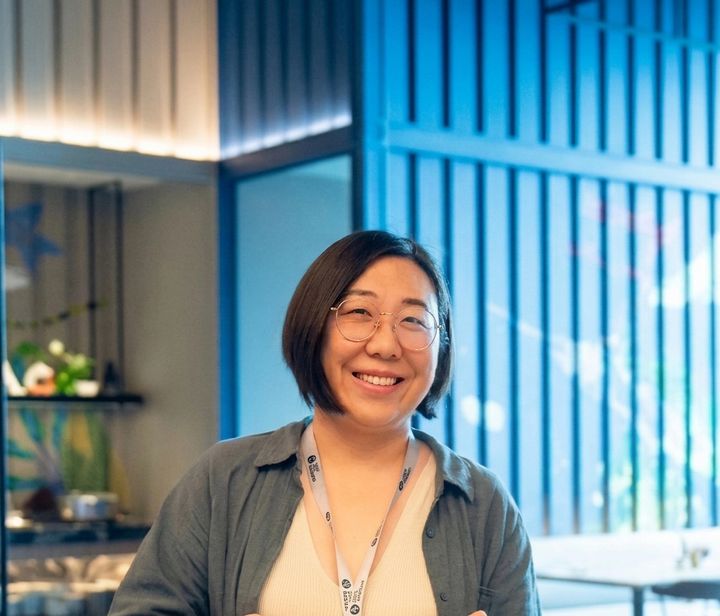 Porträttbild på Junwen Guo, staff scientist på Institutionen för epidemiologi och global hälsa vid Umeå universitet.