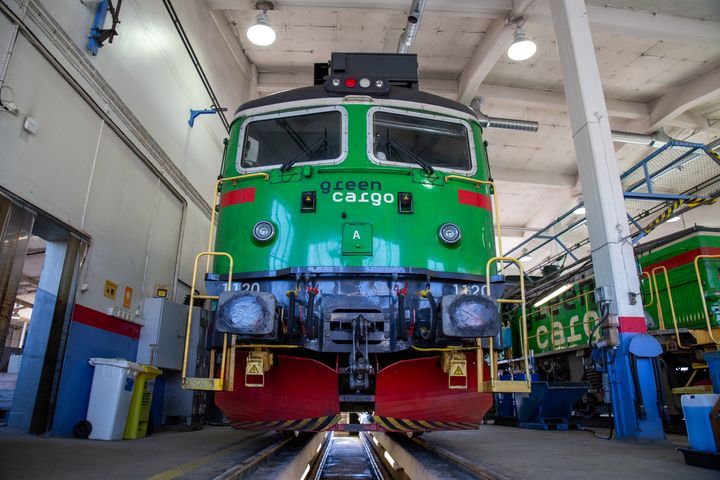 Green Cargo has awarded Euromaint a renewed five-year maintenance contract to manage over 300 Rc/Rd locos.