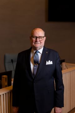 Per-Olof Höög, Kommunfullmäktiges ordförande.