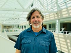 Jason Murphy, lektor vid Röda Korsets Högskola