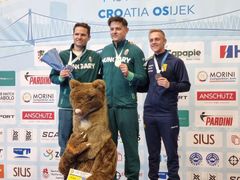 AD766186-C741-42C6-9A74-7350BFC85395