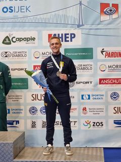 44EADCDD-2778-4778-AC5F-36B15CF5240F