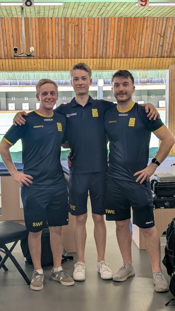 Victor%20Lindgren%2C%20Jesper%20Johansson%2C%20Marcus%20Madsen%20-%20svenska%20gev%E4rslandslaget