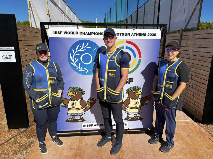 Victoria Larsson, Henrik Jansson och Mark Binermark, VM i Lerduva i Aten 2025