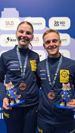 EM-brons för Victor Lindgren och Amanda Karlsson i 10m luftgevär Mixed teams