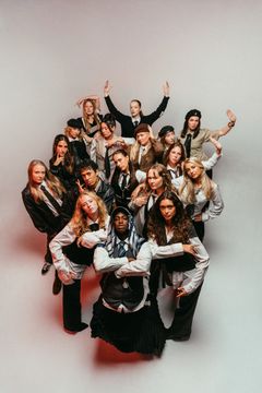 Redwall Collective är ett danskollektiv och en performancegrupp från Göteborg som främst fokuserar på hiphop och urban dans.