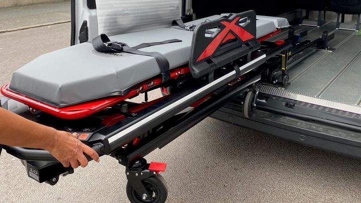 Länstrafiken testar el-bår i nya avtalet.