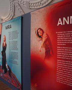 Utställningen @stoltjude visas på Forum för levande historia i Stockholm 25 april till 22 december 2025.