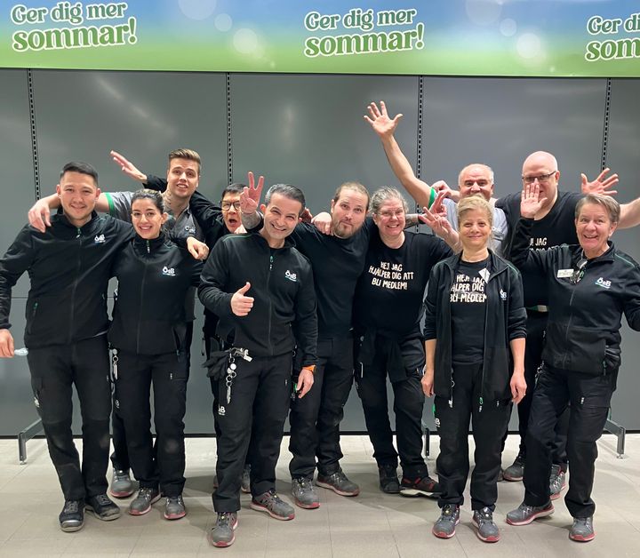 ÖoB Barkarby-teamet. Från vänster: Mohammad Farid, Ava Safer, Alexander Molin, Gunilla Ericsson, Shahrooz Tarahomi, Joakim Oskarsson, Åsa Österlöf, Ismail Tekdemir, Per-Ola Jonsson, Arkan Al Saleem och Ann-Christin Sundberg.