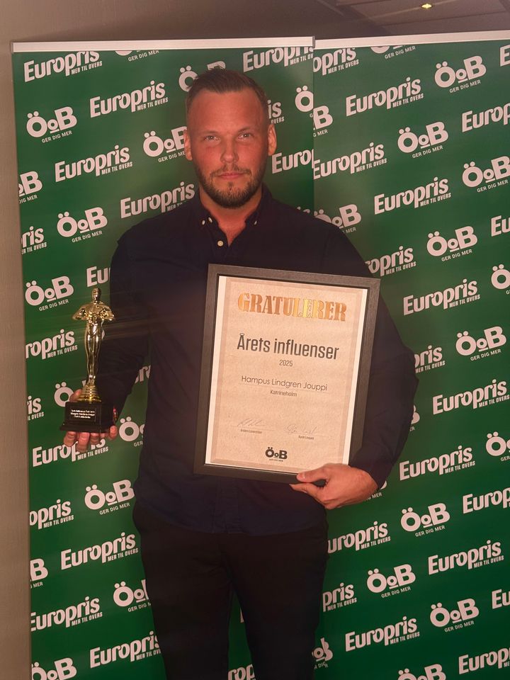 En välförtjänt utmärkelse: Hampus Lindgren Jouppi från ÖoB Katrineholm är en värdig och mycket nöjd vinnare av titeln Årets Influencer.