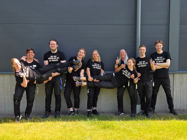 Från vänster: Angelica, Elin, Emil, Sandra, Cissi, Sofia, Victoria, Benjamin, Victor