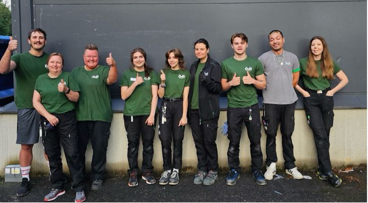 Team Falun. Från vänster: Jonatan, Malin, Catrin, Evin, Thilda, Rebecca, Melvin, David, Isabelle.