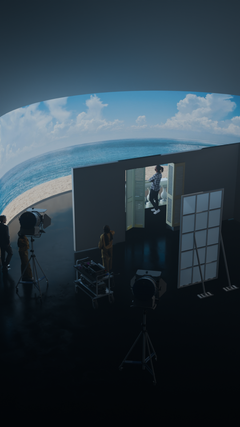 Filma sommar på vintern och filma vintern på sommaren. LED-väggen gör det möjligt att vara överallt i hela världen men stanna kvar i Stockholm.