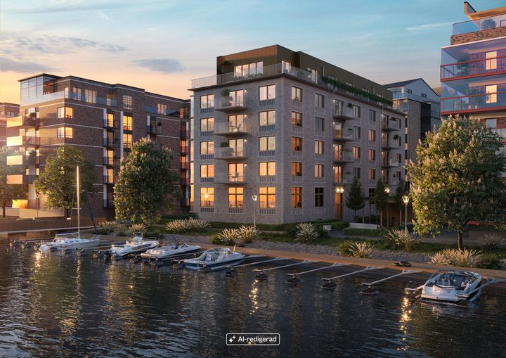 Moderna flerbostadshus vid vattnet i Bryggudden, Karlstad.