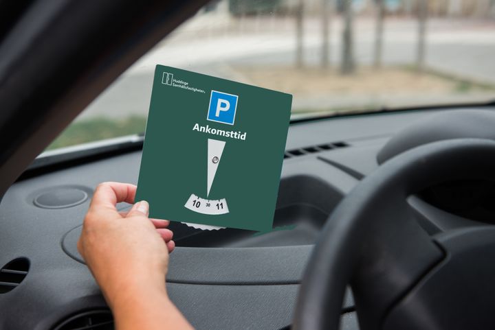 P-skiva återinförs vid Sundby gård och 15 idrottsanläggningar i Huddinge.