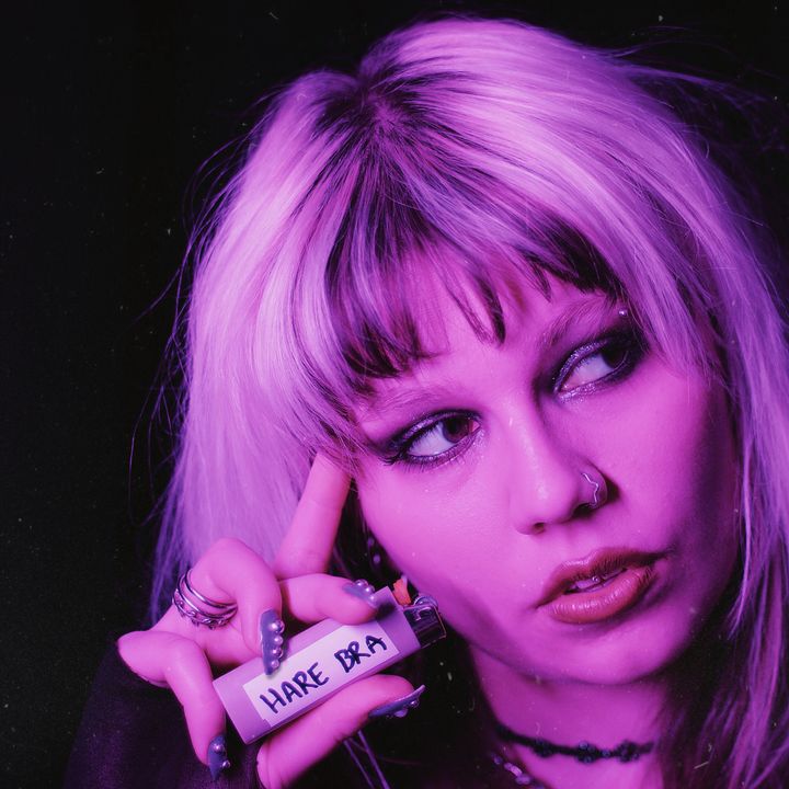 Ella Rammelt - Hare Bra (single cover)