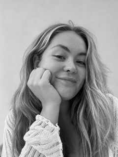 Thea Jegréus - Clap Your Hands