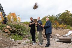 Mattias Vetterbring (Anero), Martin Björne (Emrahus) och Petter Dahl (Anero).