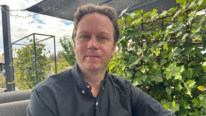 Dagen innan lanseringen. Och ja, han är lika lugn som han ser ut.