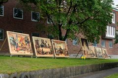 Artist: Gê Viana
Title: Svampskörd, 2020; Sitt ner och ät middag, 2020; Örtbutik, 2020; För överlevnadsstrategier är de bästa teknikerna våra, 2020; Masthöjning. Den gudomliga heliga andens högtid, 2020; Löftens radio, 2020; Negros Livres!, 2022