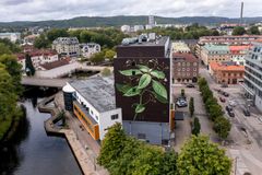 Artist: Mona Caron
Title: Battling Impatience
Year: 2024