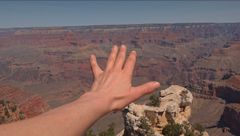 Ur filmen Skärvor av Sara Broos, 2024