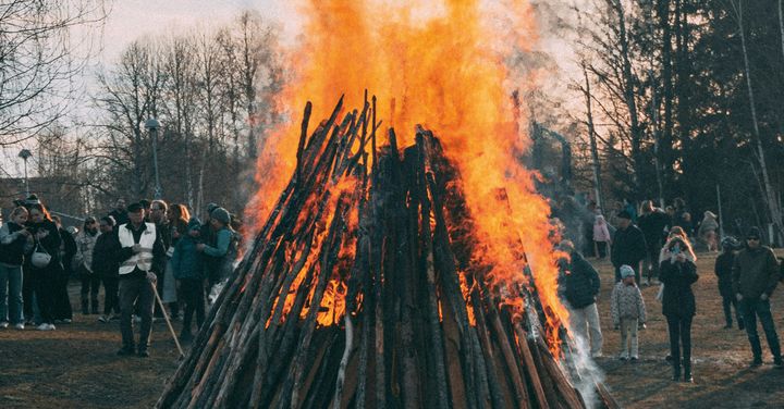 Efterlängtat Valborgsfirande tillbaka i Sjödalsparken