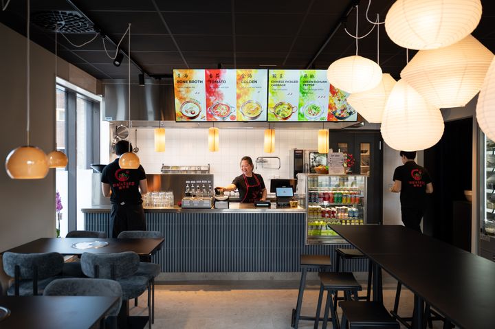 I Huges nya hus på Hälsovägen har restaurangen Malatang öppnat.