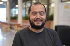 Emir Konuk forskar vid KTH och Karolinska Institutet kring att använda AI i sjukdomsdiagnostik