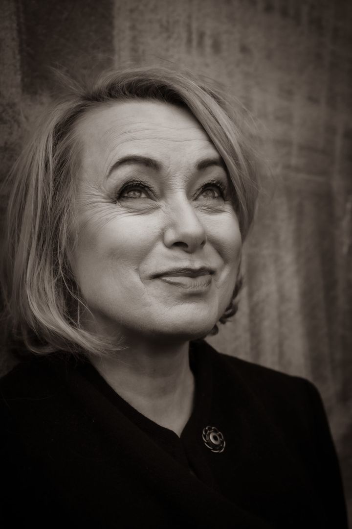 Louise Hoffsten