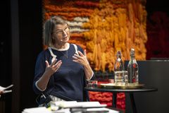 Eva Hellström-Lindberg, professor i hematologi berättar om olika behandlingar och framstegen inom forskningen
