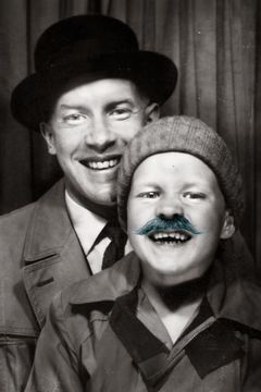 Jocke Jonason tillsammans med sin pappa Lennart