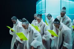 "Invisible Rulers" i koreografi av Lava Markusson och Michael Tang Markusson har premiär på Skånes Dansteater 21 februari 2026. Dansare i bild: Tomás Silva (Codarts), Hanna Nussbaumer, Simone Frederick Scacchetti, Valentina Messieri, Olle Arrhenius (ArtEZ), Jing Yi Wang, Fabrizio Di Franco.