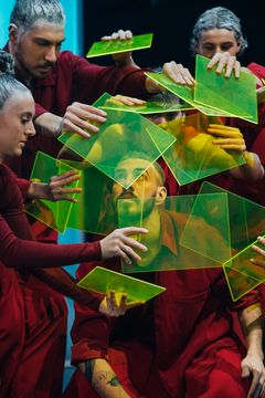 "Invisible Rulers" i koreografi av Lava Markusson och Michael Tang Markusson har premiär på Skånes Dansteater 21 februari 2026. Dansare i bild: Hanna Nussbaumer, Fabrizio Di Franco, Simone Frederick Scacchetti, Olle Arrhenius (ArtEZ), Patrick Short (Palucca).