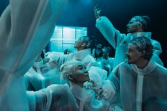 "Invisible Rulers" i koreografi av Lava Markusson och Michael Tang Markusson har premiär på Skånes Dansteater 21 februari 2026. Dansare i bild: Kat Nakui, Maria Pilar Abaurrea Zardoya, Jing Yi Wang, Hanna Nussbaumer, Valentina Messieri, Fabrizio Di Franco, Patrick Short (Palucca).