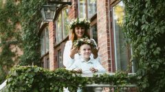 Midsommarfirande på Sofiero bjuder på sång, dans och lekar för alla åldrar. Foto: Mattias Berglund