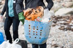 Plast är det vanligaste skräpet i hav och på stränder runt om i Norden.