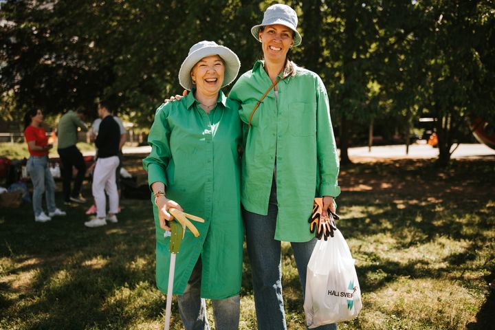 Söndagen den 21 september, i samband med World Cleanup Day, sluter hela Sverige upp i en gigantisk skräpplockning.