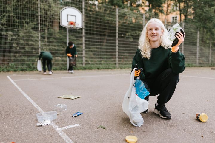 Håll Sverige Rents Skräpplockardagar pågår för fullt. Redan tre veckor in i kampanjen har 450 000 barn, unga och pedagoger anmält sig.