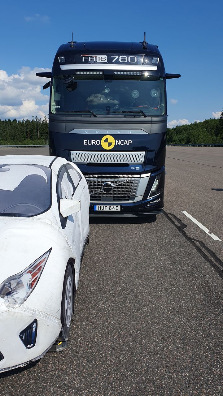 Samtliga testade svenska lastbilar ligger nu på 4 och 5 stjärnor. Foto: AstaZero